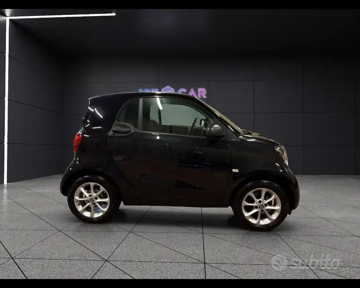 Smart Fortwo 2019 photo 4