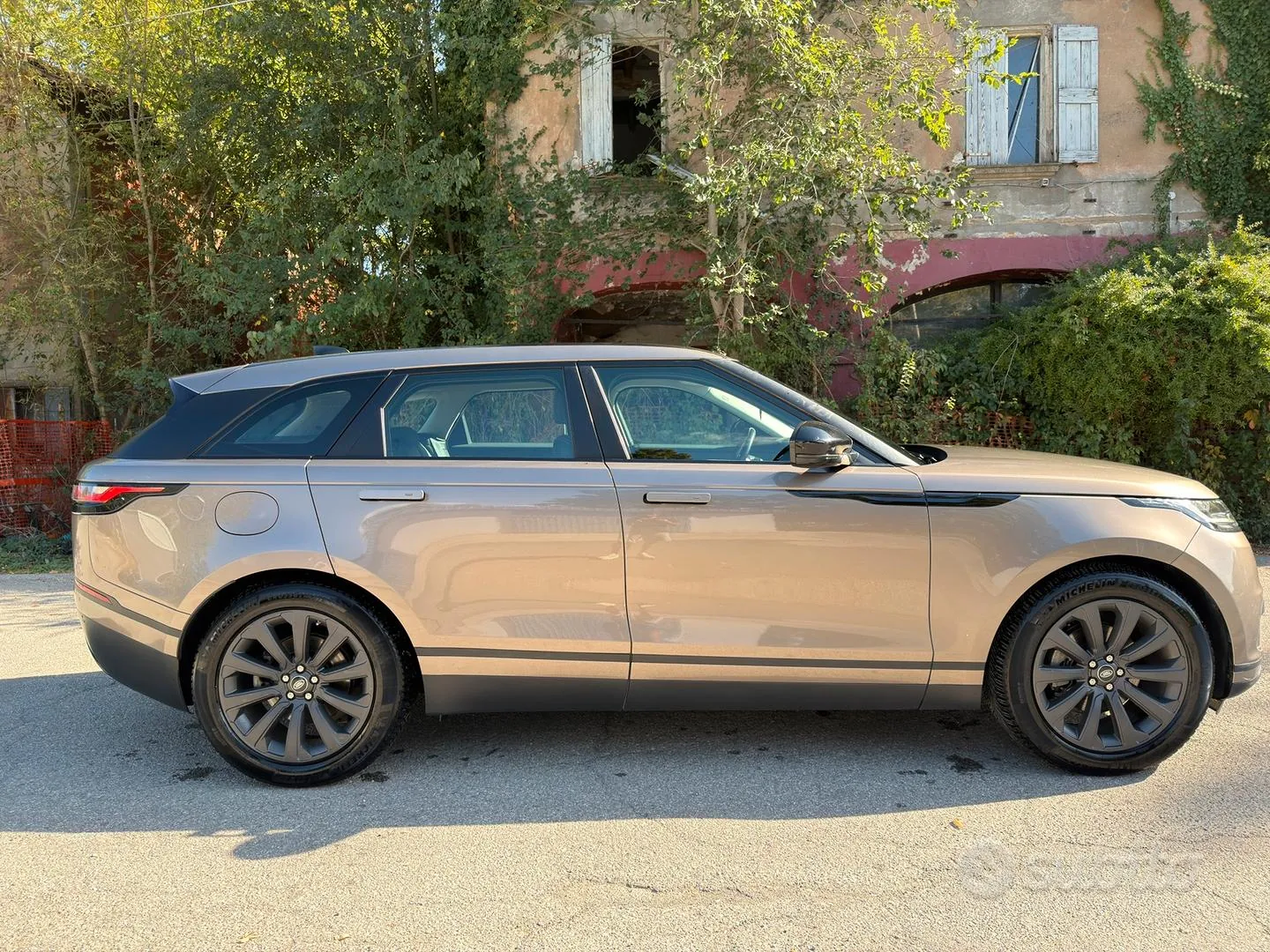 Land Rover Range Rover Velar 2019 photo 5