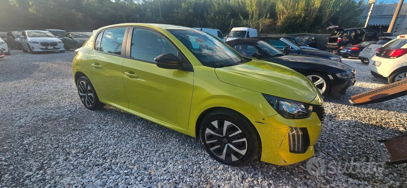 Peugeot 208
