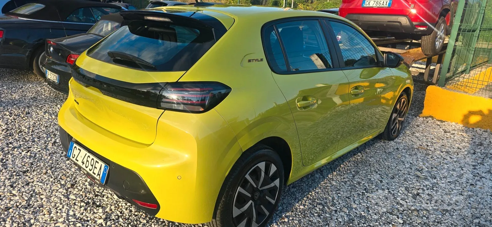 Peugeot 208 2025 photo 3