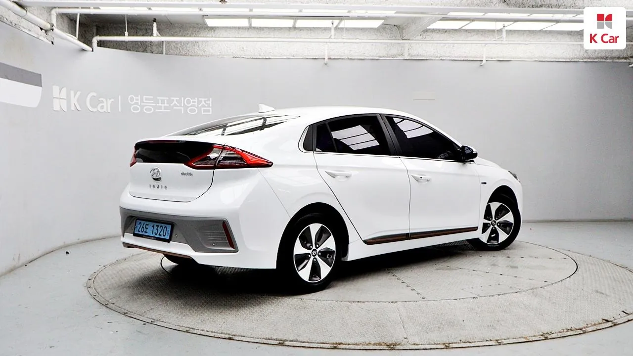 Hyundai Ioniq Electric 2019 photo 4