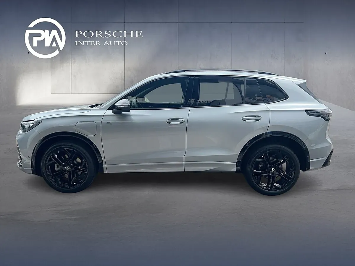 Volkswagen Tiguan 2026 photo 2