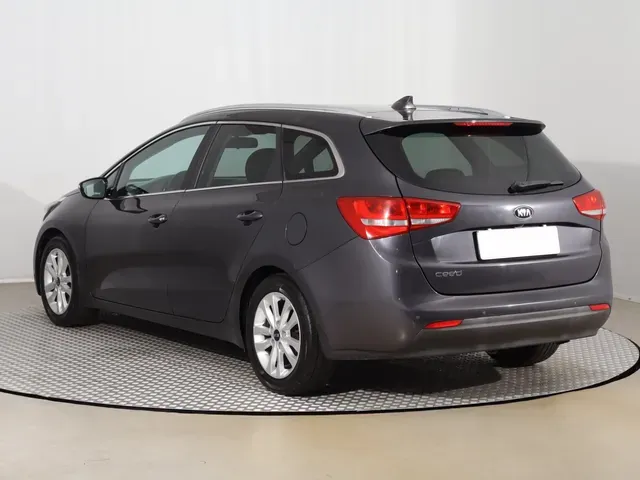 Kia Ceed Sw 2017 photo 3