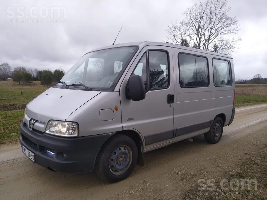 Peugeot Boxer 2004 photo 2