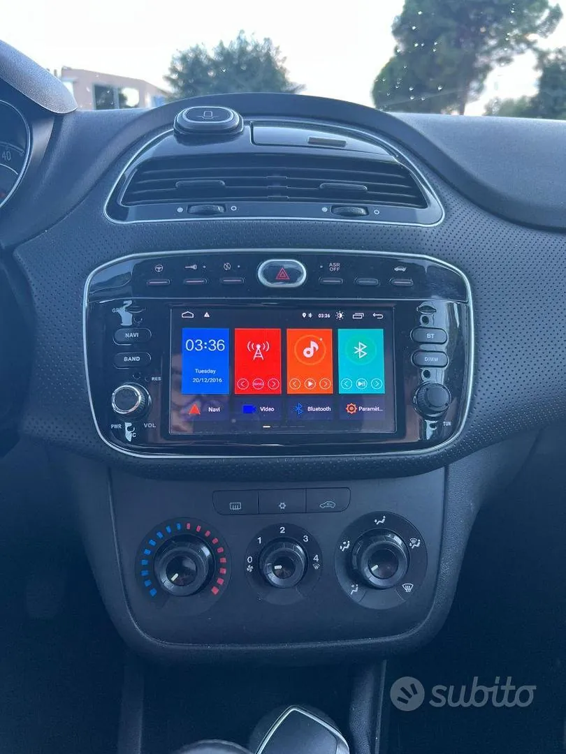 Fiat Punto 2012 photo 5