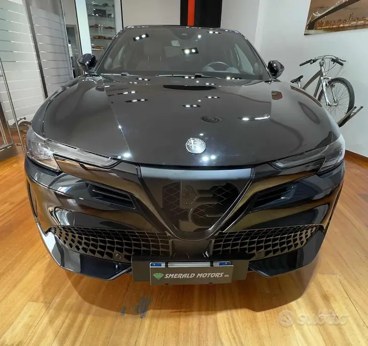 Alfa Romeo Junior 2026 photo 2