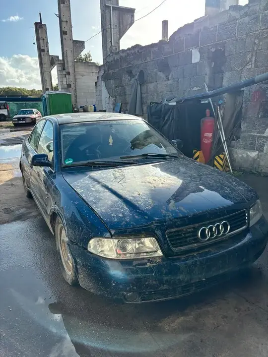 Volkswagen A4
