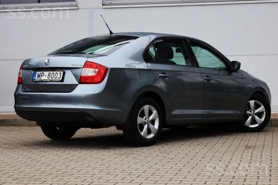 Skoda Rapid 2013 photo 5