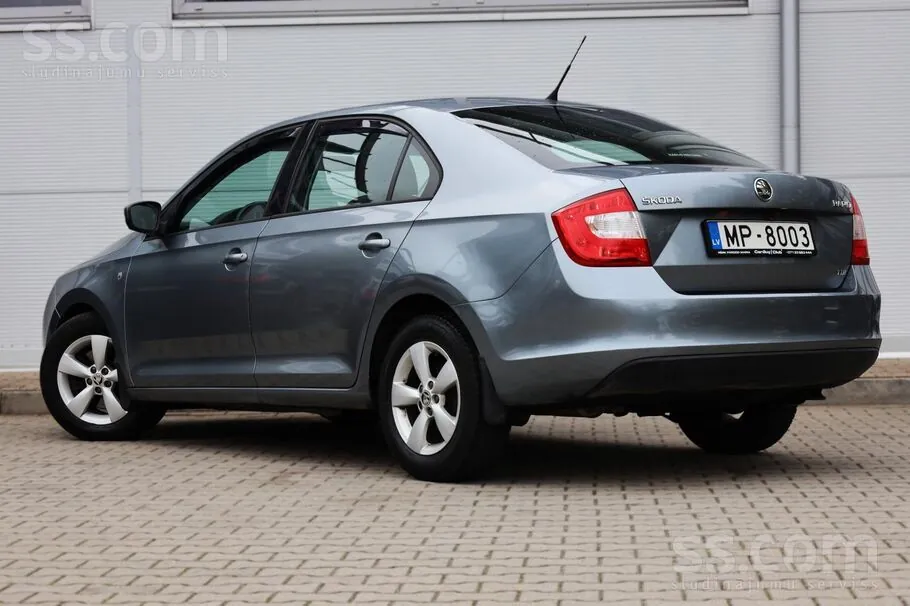 Skoda Rapid 2013 photo 3