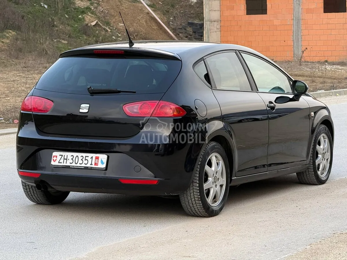 Seat Leon 2010 photo 5