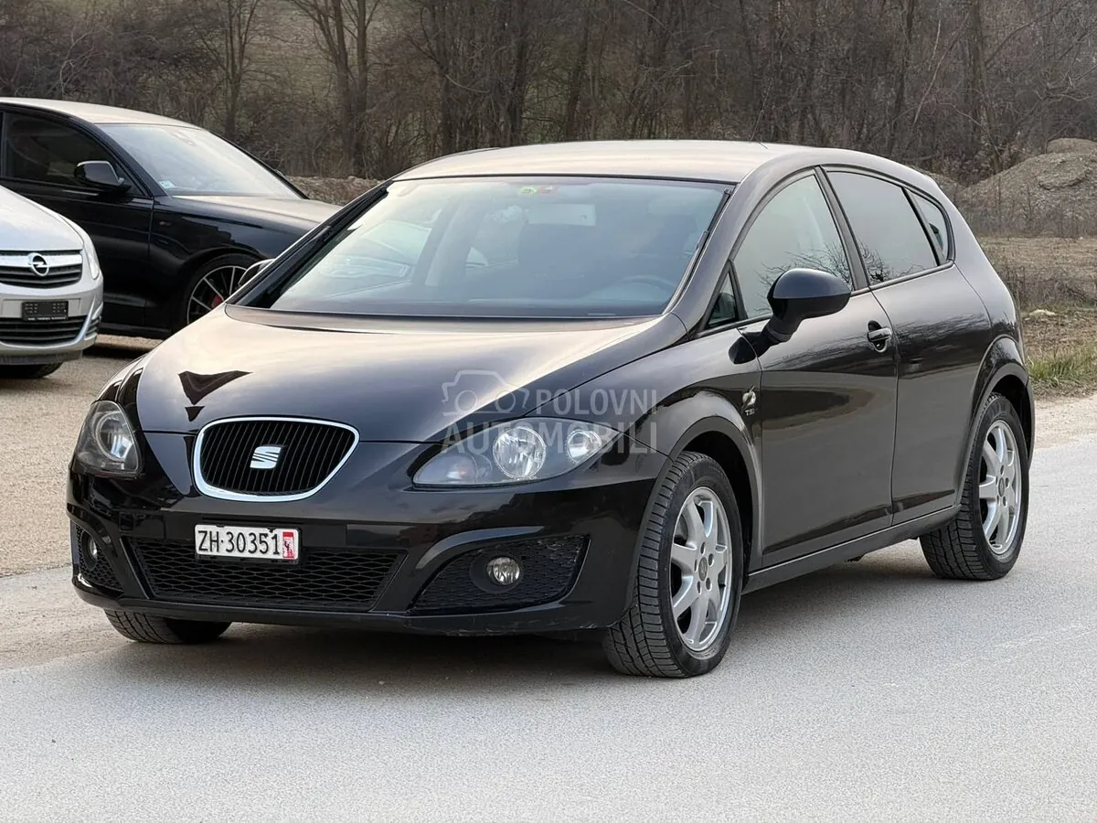 Seat Leon 2010 photo 2