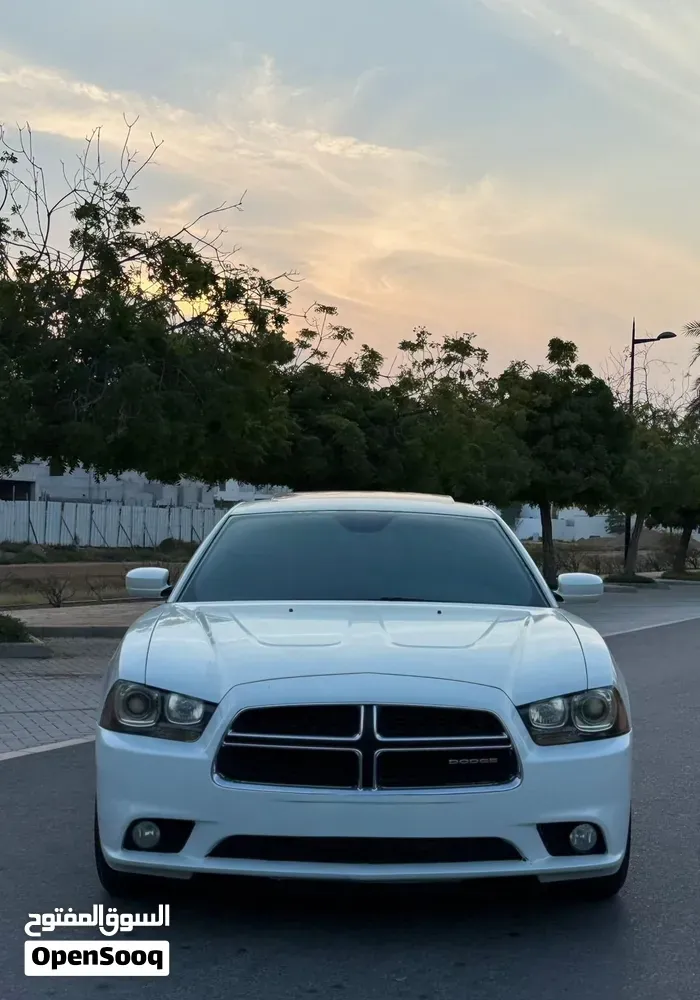 Dodge Charger 2012 photo 2