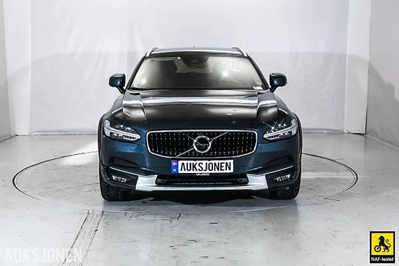 Volvo V90 Cross Country 2018 photo 2