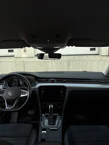 Volkswagen Passat 2022 photo 4