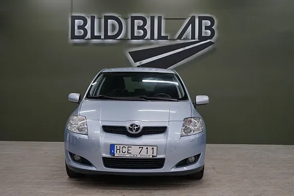 Toyota Auris 2008 photo 2