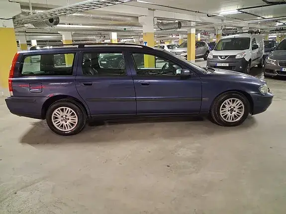 Volvo V70 2004 photo 5