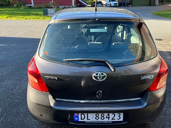 Toyota Yaris 2008 photo 3