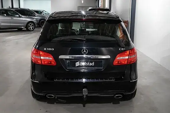 Mercedes-Benz B 180 D 2013 photo 4