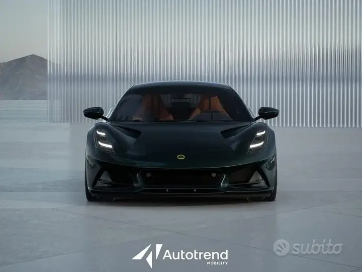 Lotus Emira 2026 photo 3