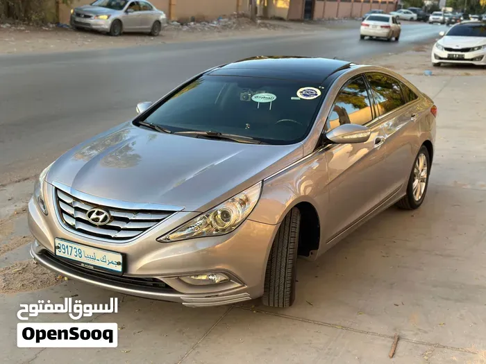 Hyundai Sonata 2012 photo 2