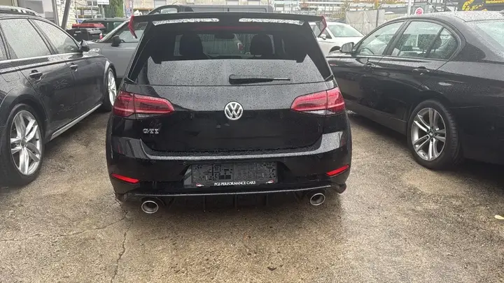 Volkswagen Golf Gti 2017 photo 2