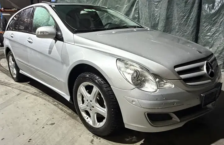 Mercedes-Benz R-Class