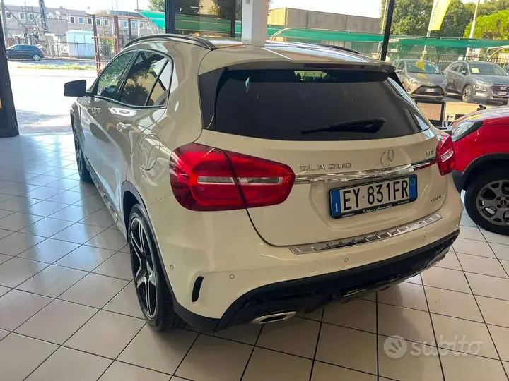 Mercedes-Benz Gla 2015 photo 4