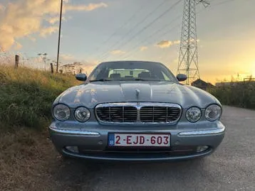 Jaguar Xj