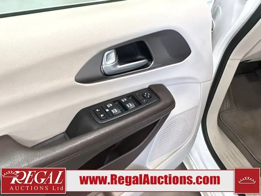 Chrysler Pacifica 2018 photo 5