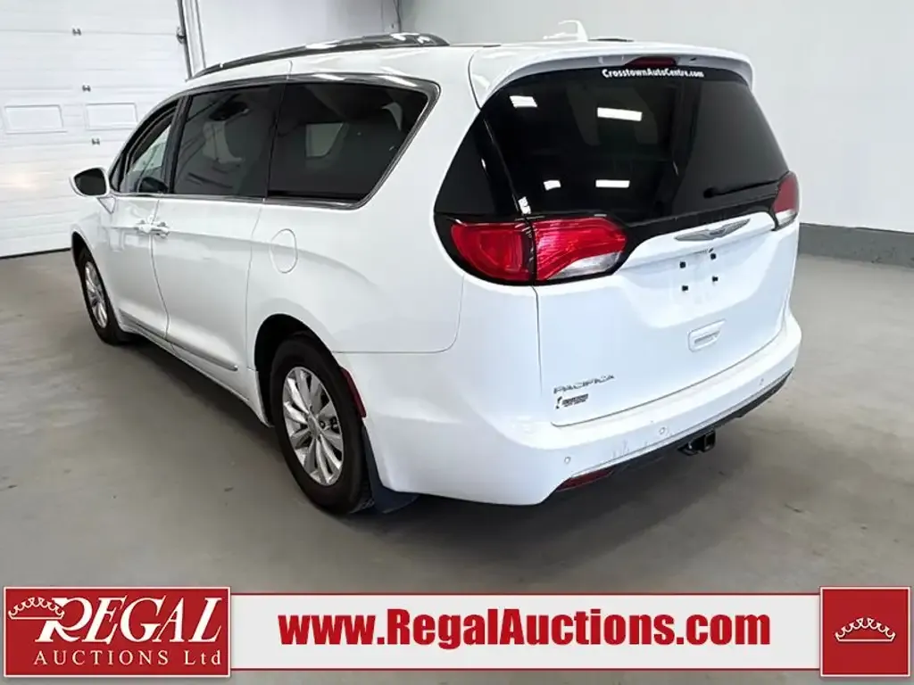 Chrysler Pacifica 2018 photo 4