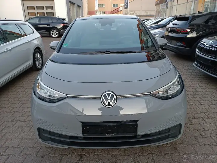 Volkswagen Id.3 Pro 2022 photo 2