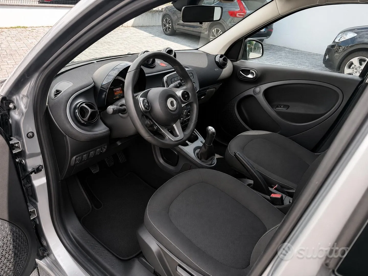 Smart Forfour 2016 photo 5