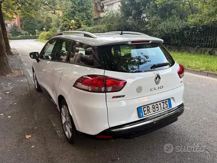Renault Clio 2013 photo 3