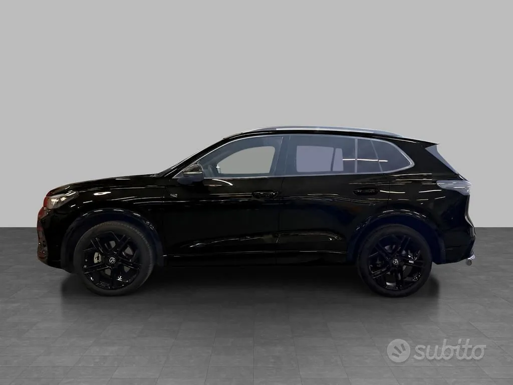 Volkswagen Tiguan 2025 photo 2