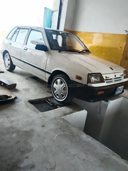 Suzuki Khyber