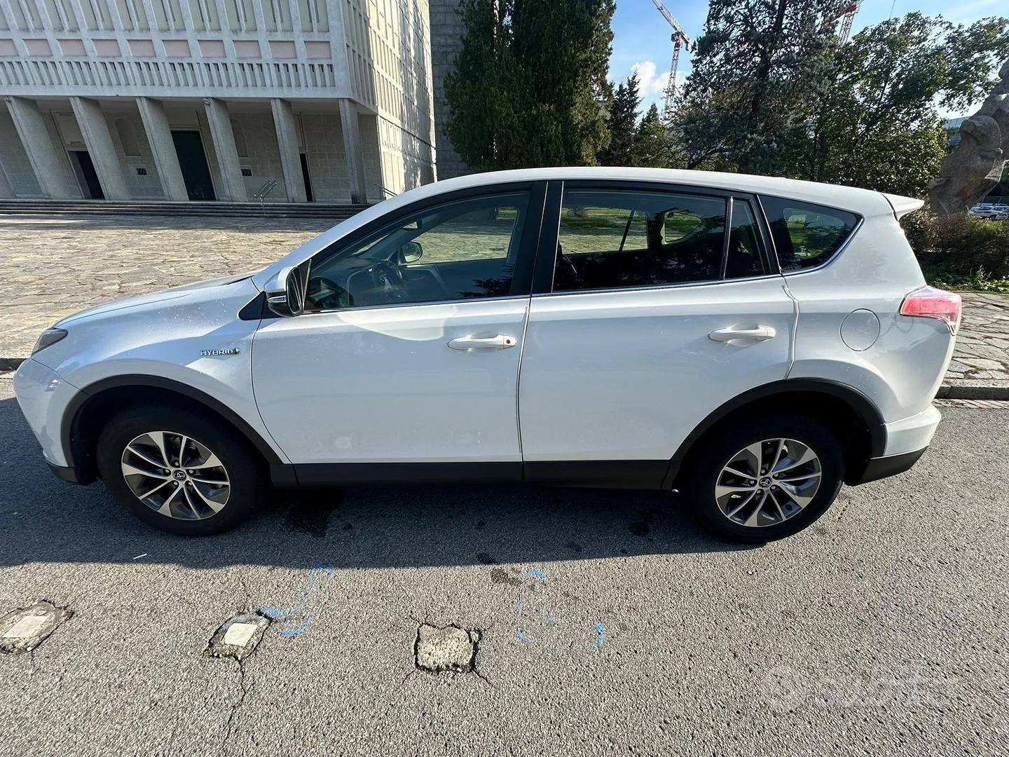 Toyota Rav4 2016 photo 3