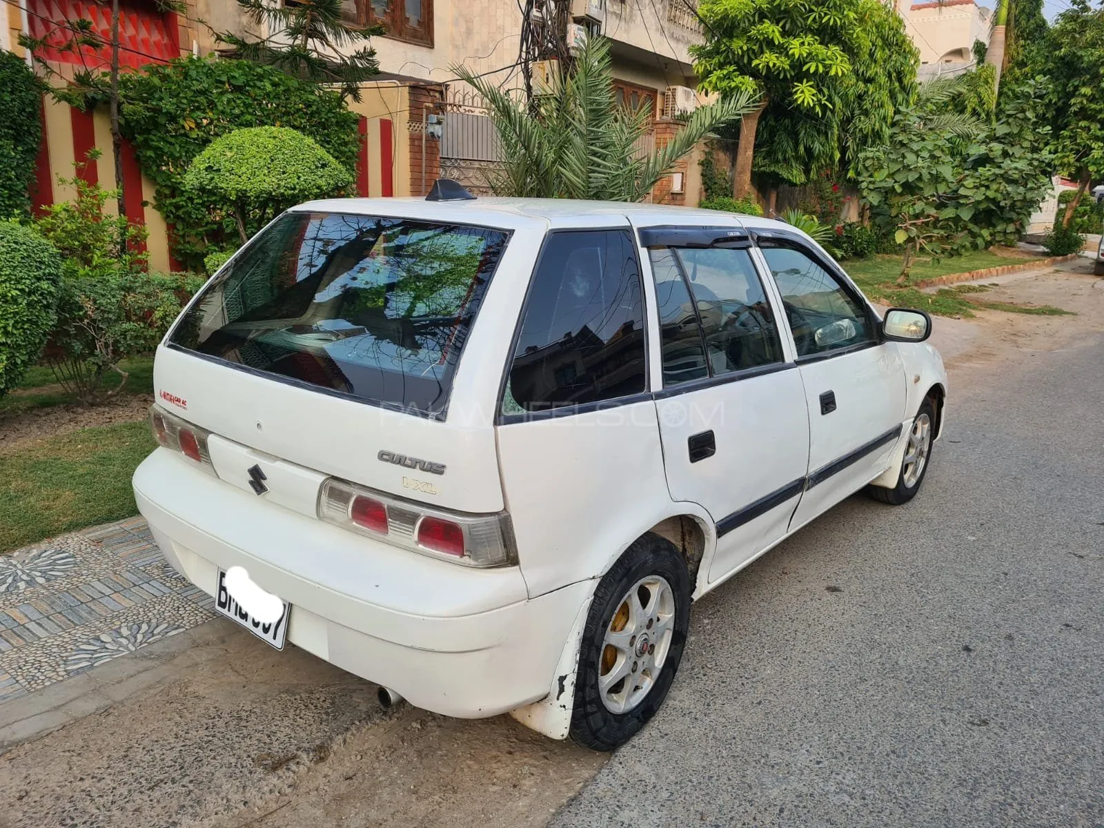 Suzuki Cultus