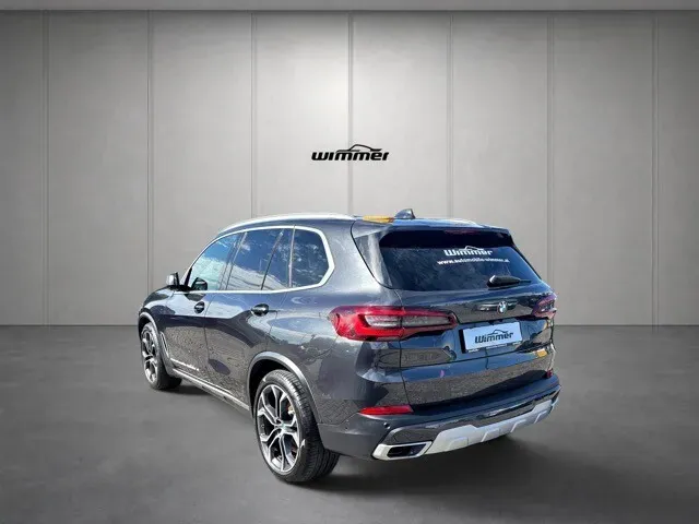 BMW X5 2021 photo 3