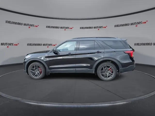 Ford Explorer 2025 photo 5