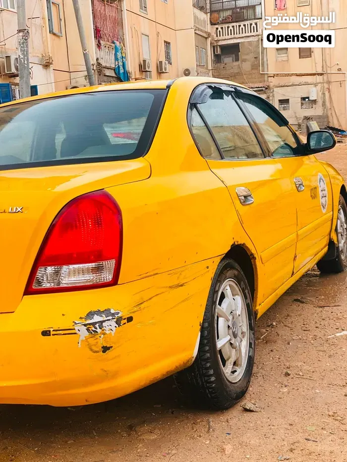 Hyundai Avante 2002 photo 3