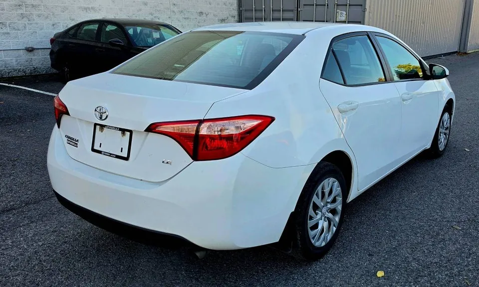 Toyota Corolla 2018 photo 3