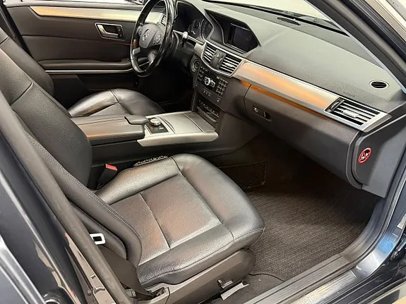 Mercedes-Benz E200 2013 photo 5