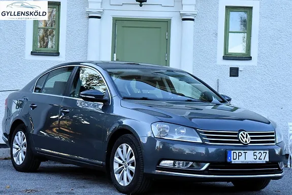 Volkswagen Passat 2012 photo 2