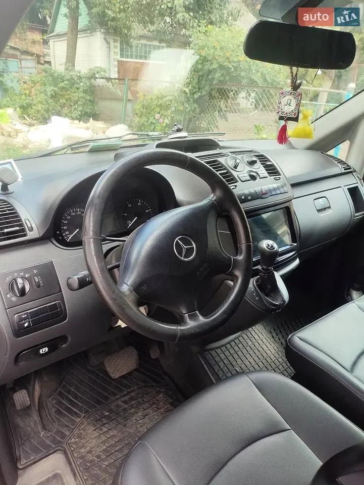 Mercedes-Benz Vito 2012 photo 2