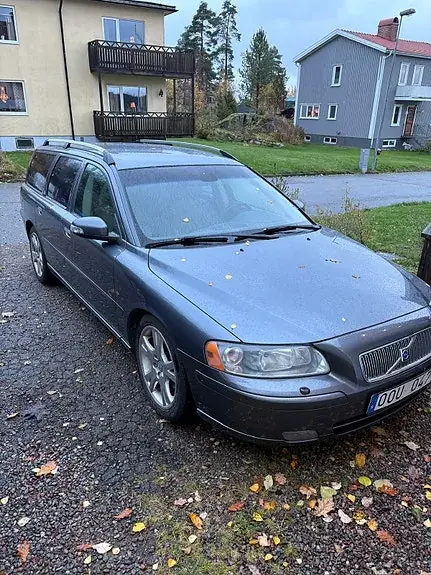 Volvo V70 2007 photo 2