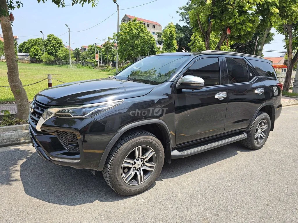 Toyota Fortuner 2021 photo 2