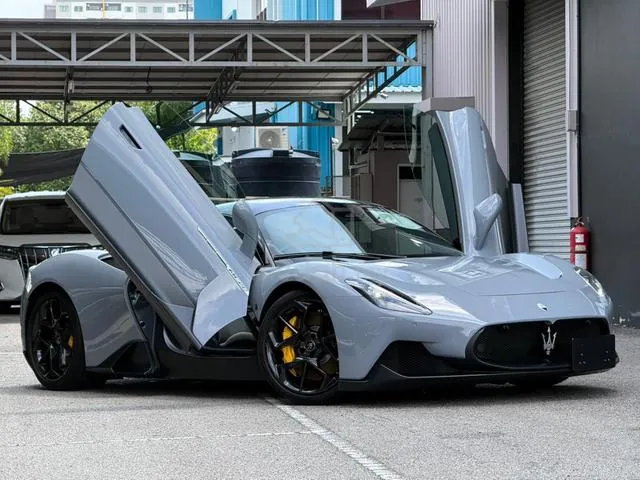 Maserati Mc20