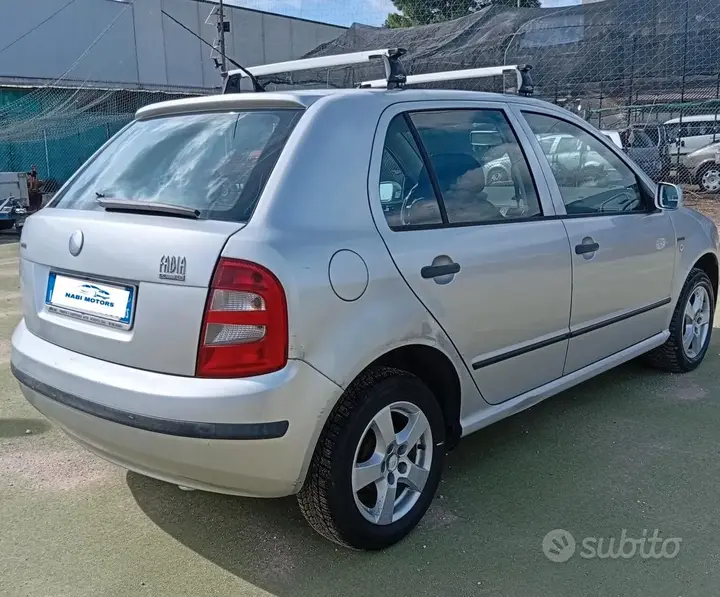 Skoda Fabia 2003 photo 5