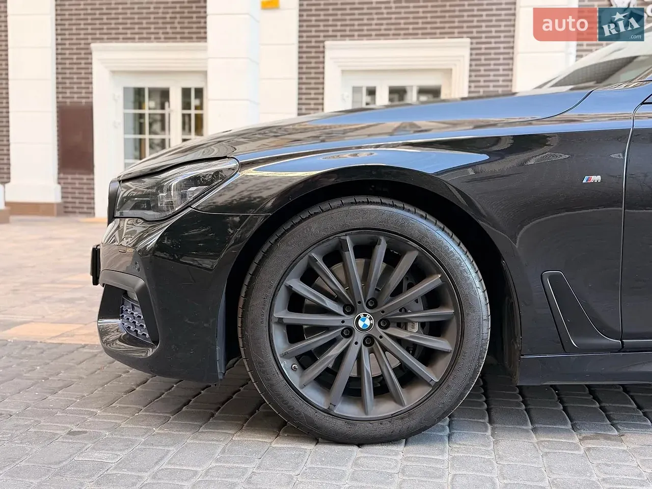 BMW 7 Series 2016 photo 5