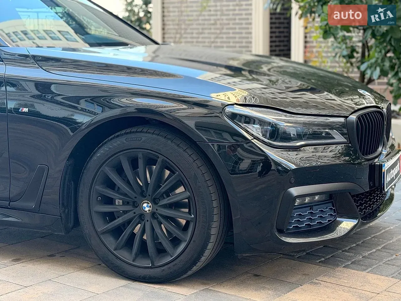 BMW 7 Series 2016 photo 3